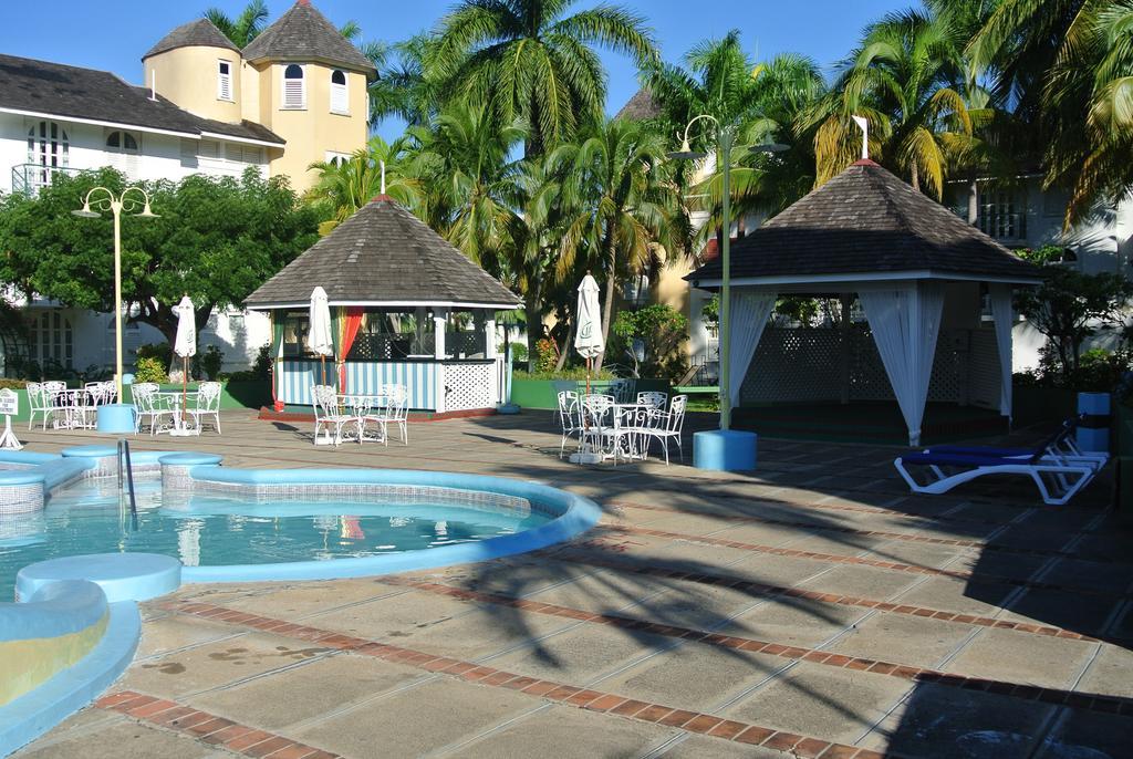 Beach One Bedroom Suite C5 Ocho Rios Buitenkant foto